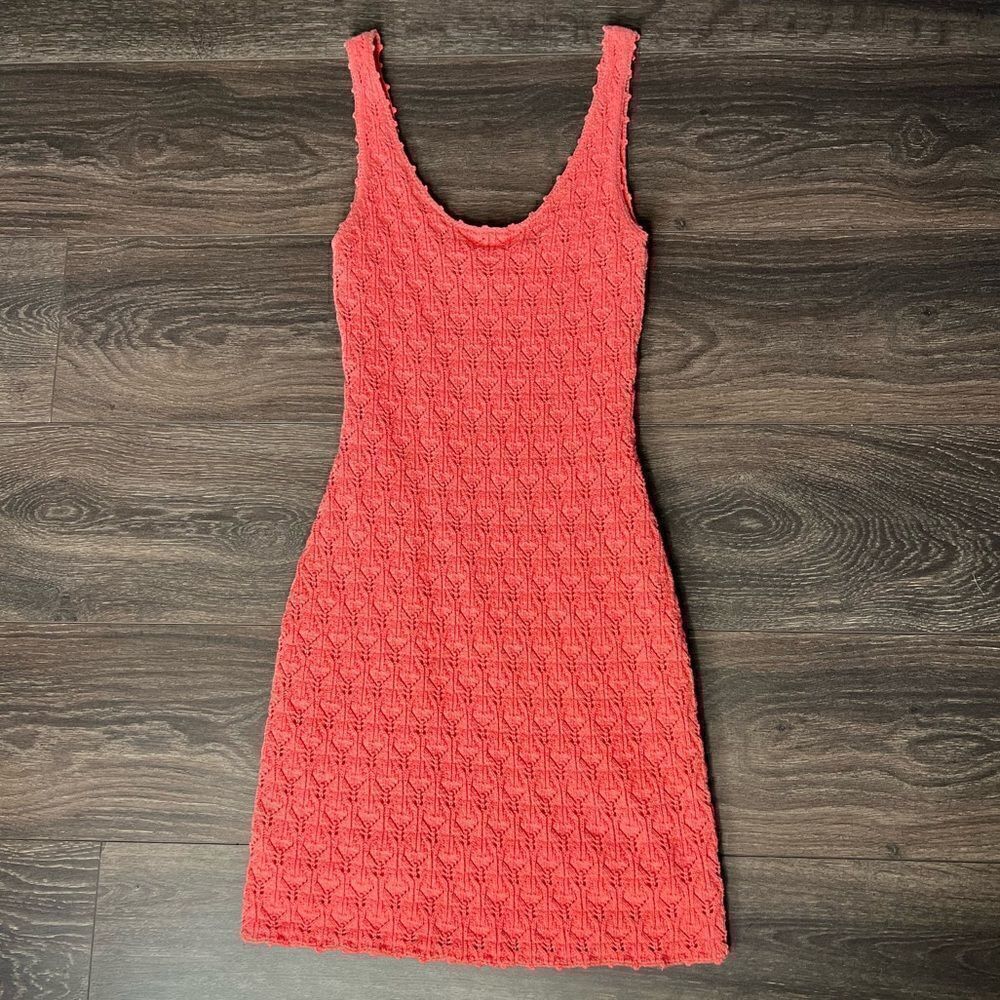 Steve Madden Crochet, Scoop Neck, Lined Mini Dress in Coral. Size Small. NWT!